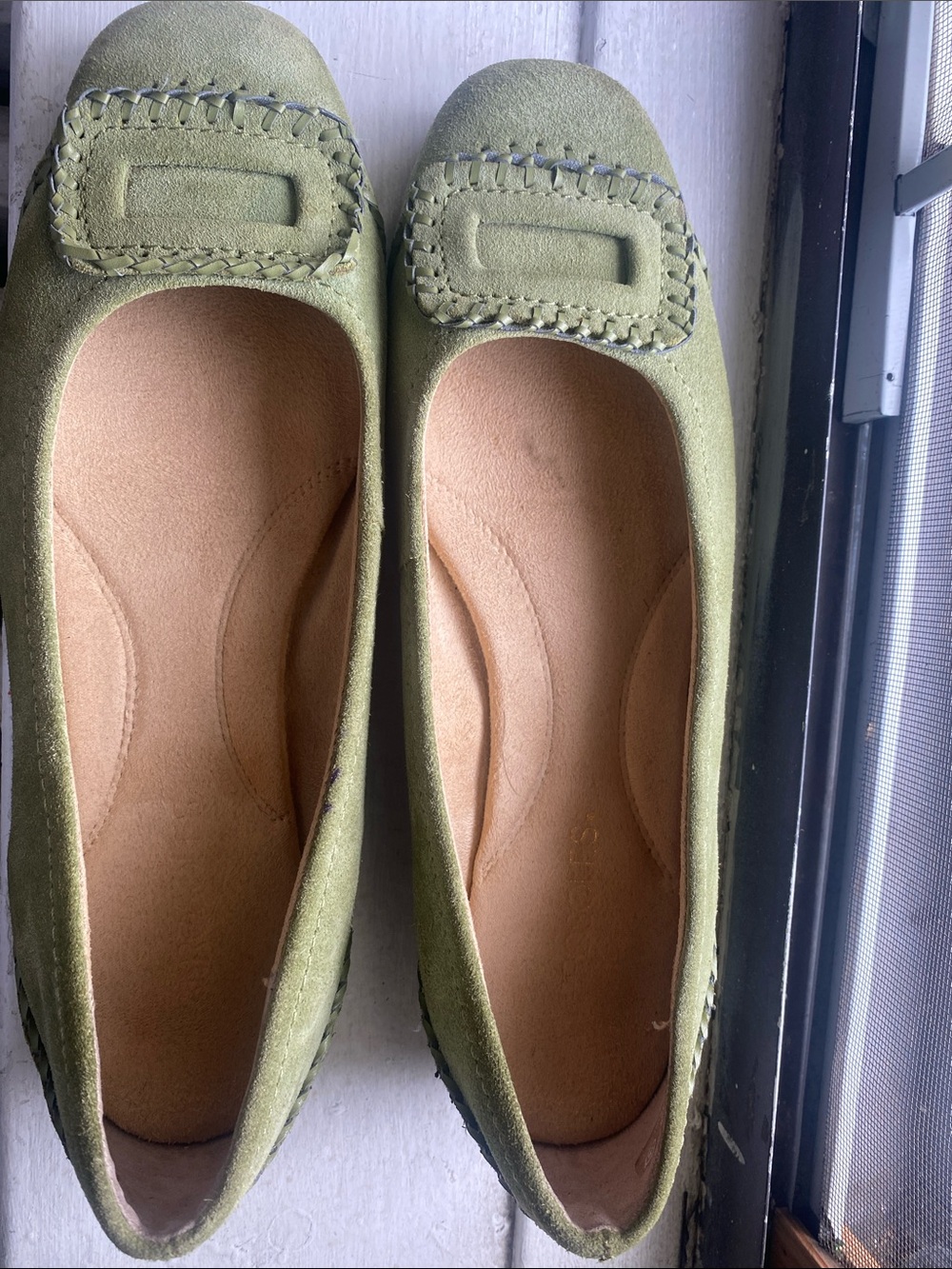 AEROSOLES Light Green Suede Slip-On Ballet Flats